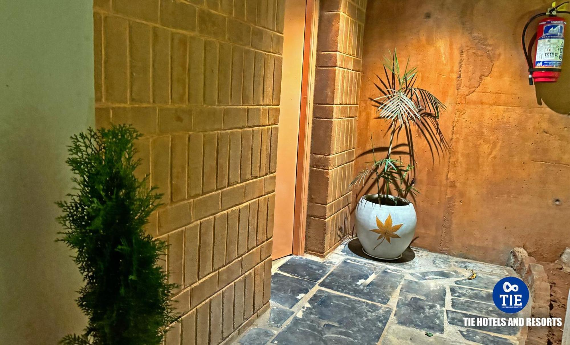Eden Beach Resort - Tie Hotels & Resorts 퐁디셰리 외부 사진