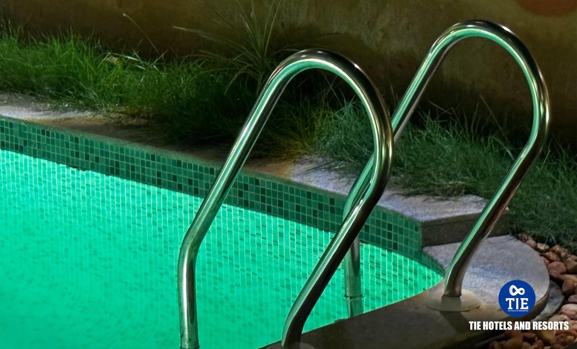 Eden Beach Resort - Tie Hotels & Resorts 퐁디셰리 외부 사진